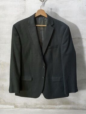 Van Heusen Men's Dark Grey Two-Button Sport Coat, 44R